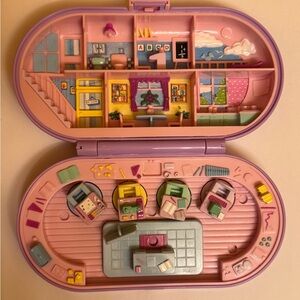 Vintage Polly Pocket Pink Compact Playset